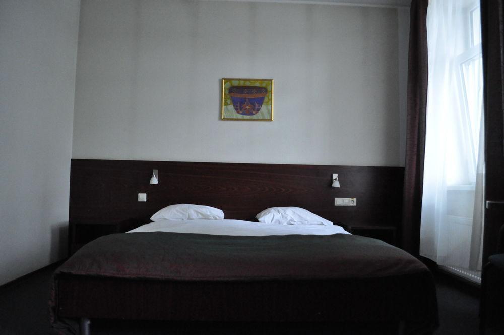 Hotel Albatross Рига Экстерьер фото